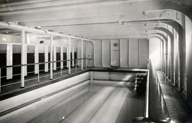First class: swimming bath The Titanic's tragic tale, The creation of a legend, Building the Titanic, The ship of dreams sets sail, A shocking near miss, Heading into history, First class: the grand staircase, First class: dining saloon, First class: a la carte restaurant, First class: Veranda café and Palm Court, First class: keeping fit, First class: the Turkish baths, First class: swimming pool, First class: smoking room, First class: reading and writing room, First class: staterooms, First class: the super-rich passengers, Second class: staterooms, Second class: elevators, Second class: facilities, Second class: promenade deck chairs, Steerage: staterooms, Steerage: dining room, Steerage: smoking room, SS Mesaba sends a warning, "Iceberg right ahead", Extreme peril, To the lifeboats, The final plunge, Carpathia to the rescue, Survivors on the Carpathia, The iceberg that sank the Titanic?, Everyone saved?, The rescue ships, What happened to the crew?, Captain E.J Smith, 'The greatest coward in history', The inquiries, Raise the Titanic?, Finding the ship, Exploring the wreck, Treasures from the seabed, Tragic search for Titanic wreck, Titanic's lost sister, Suite dreams, No more replica