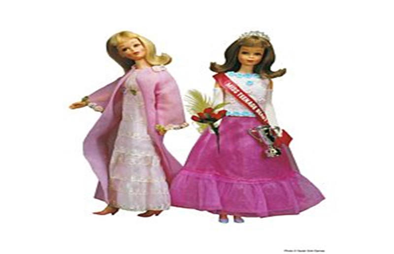 Barbie The most popular items from the decade, Braun T3, Yardley Oh! de London, Remington Lektronic, Sony Triniton KV-1210, Kodak Instamatic 104, Sunbeam Mixmaster, Pifco Princess, Black & Decker U-100, West Bend Flavo-matic, Chinese Girl by Vladimir Tretchikoff, Troll Dolls, Hoover Dial-A-Matic, Western Electric Model 500, Uncle Milton's Ant Farm, General Electric Automatic Toothbrush, Chatty Cathy, Etch-a-Sketch