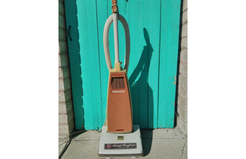 Hoover Dial-A-Matic The most popular items from the decade, Braun T3, Yardley Oh! de London, Remington Lektronic, Sony Triniton KV-1210, Kodak Instamatic 104, Sunbeam Mixmaster, Pifco Princess, Black & Decker U-100, West Bend Flavo-matic, Chinese Girl by Vladimir Tretchikoff, Troll Dolls, Hoover Dial-A-Matic, Western Electric Model 500, Uncle Milton's Ant Farm, General Electric Automatic Toothbrush, Chatty Cathy, Etch-a-Sketch
