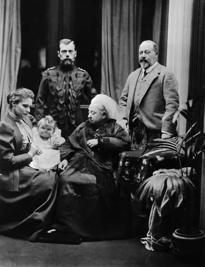The death of Queen Victoria Reshaping Europe, Strategic marriages, Princess Victoria, Prince Arthur, Princess Beatrice, Princess Helena, The Russian Monarchy, King Edward VII, Mission complete, Kaiser Wilhelm II, Alexandra Feodorovna, Princess Maud, The death of Queen Victoria, A new approach