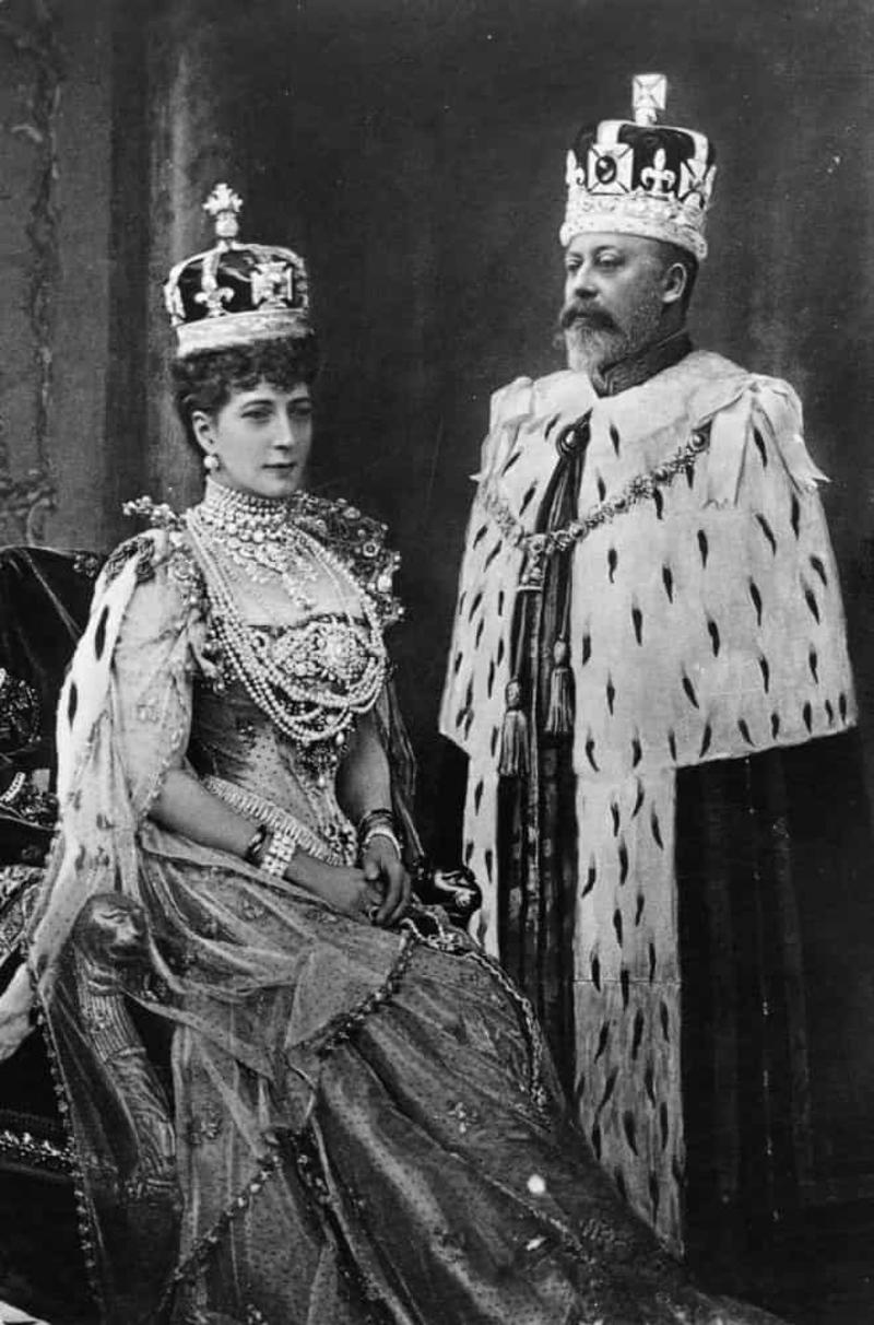 King Edward VII Reshaping Europe, Strategic marriages, Princess Victoria, Prince Arthur, Princess Beatrice, Princess Helena, The Russian Monarchy, King Edward VII, Mission complete, Kaiser Wilhelm II, Alexandra Feodorovna, Princess Maud, The death of Queen Victoria, A new approach
