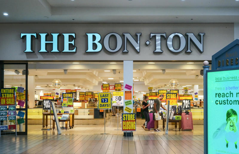 Beloved US stores that have closed their doors, Tower Records, Pets.com, Circuit City, Blockbuster, The Bon-Ton, Toys R Us, Stein Mart, Lord &amp; Taylor, Stage Stores, Family Video, Fry's Electronics, Woolworth's