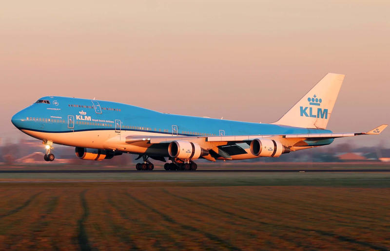 KLM Find out how well you know your logos, This logo belongs to…, Alaska Airlines, United Airlines, Air Canada, Frontier Airlines, British Airways, American Airlines, Air France, Southwest Airlines, Delta Air Lines, Lufthansa, Singapore Airlines, Thai Airways