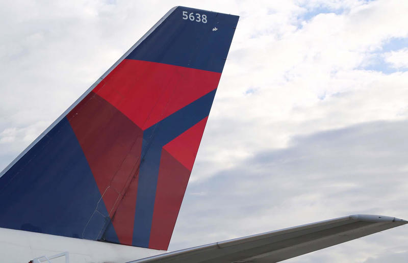 This logo belongs to… Find out how well you know your logos, This logo belongs to…, Alaska Airlines, United Airlines, Air Canada, Frontier Airlines, British Airways, American Airlines, Air France, Southwest Airlines, Delta Air Lines, Lufthansa, Singapore Airlines, Thai Airways