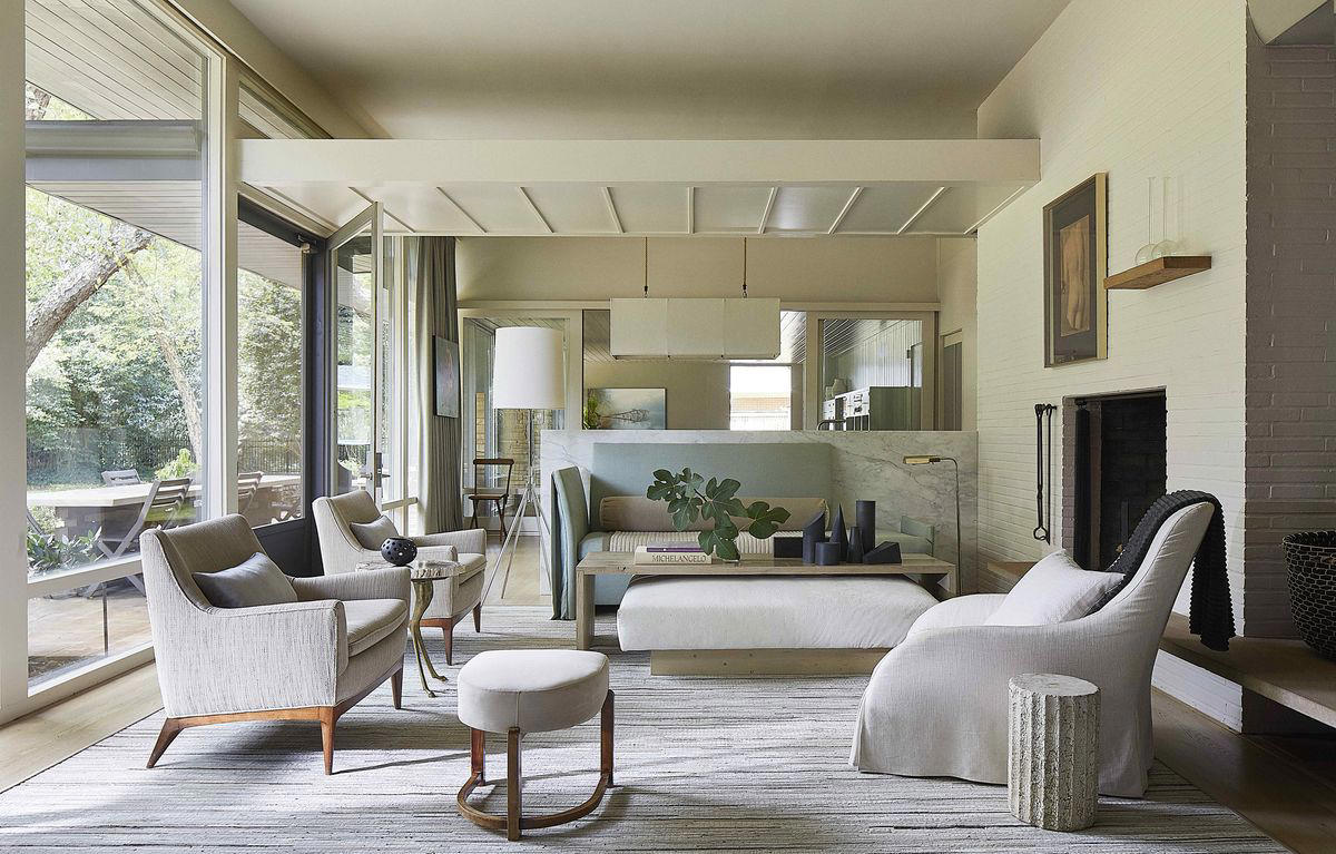 Wellness Spaces, Smart Systems, Traditional Kitchens, Bold Hues, Separate Dressing Areas, Integrated Storage, Minimal Woodwork, Niche Kitchen Features