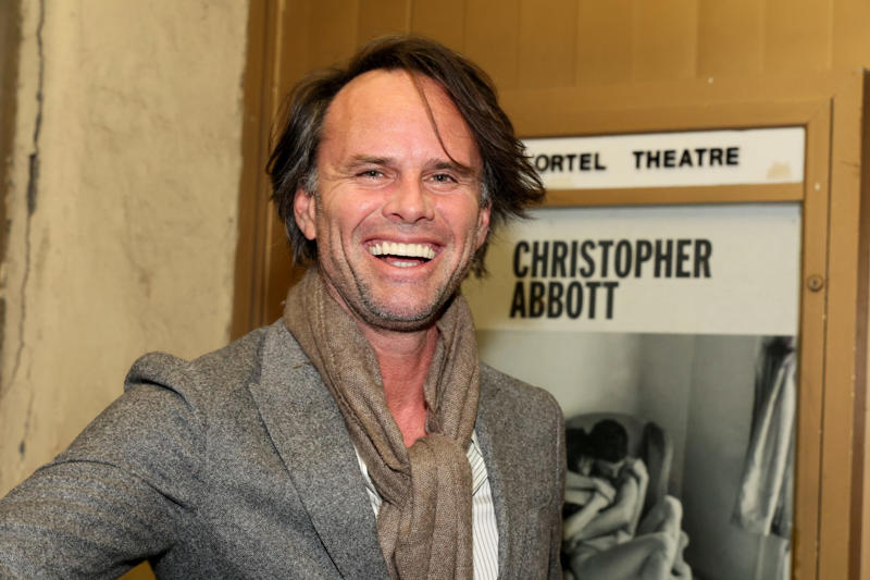 Walton Goggins Who's who on the cast of 'The White Lotus' season 3?, A popular black comedy with a star cast, Walton Goggins, Aimee Lou Wood, Michelle Monaghan, Carrie Coon, Leslie Bibb, Jason Isaacs, Parker Posey, Patrick Schwarzenegger, Dad's proud of his son's full display, Sarah Catherine Hook, Sam Nivola, Morgana O'Reilly, Ke Huy Quan, Lisa From BLACKPINK, Lek Patravadi, Christian Friedel, Something's going on with Greg..., Jon Gries, Charlotte Le Bon, Natasha Rothwell, Tayme Thapthimthong, Dom Hetrakul, Nicholas Duvernay, Shalini Peiris, Arnas Fedaravičius, Yuri Kolokolnikov, Julian Kostov, Thailand, "A satirical and funny look at death and Eastern religion"