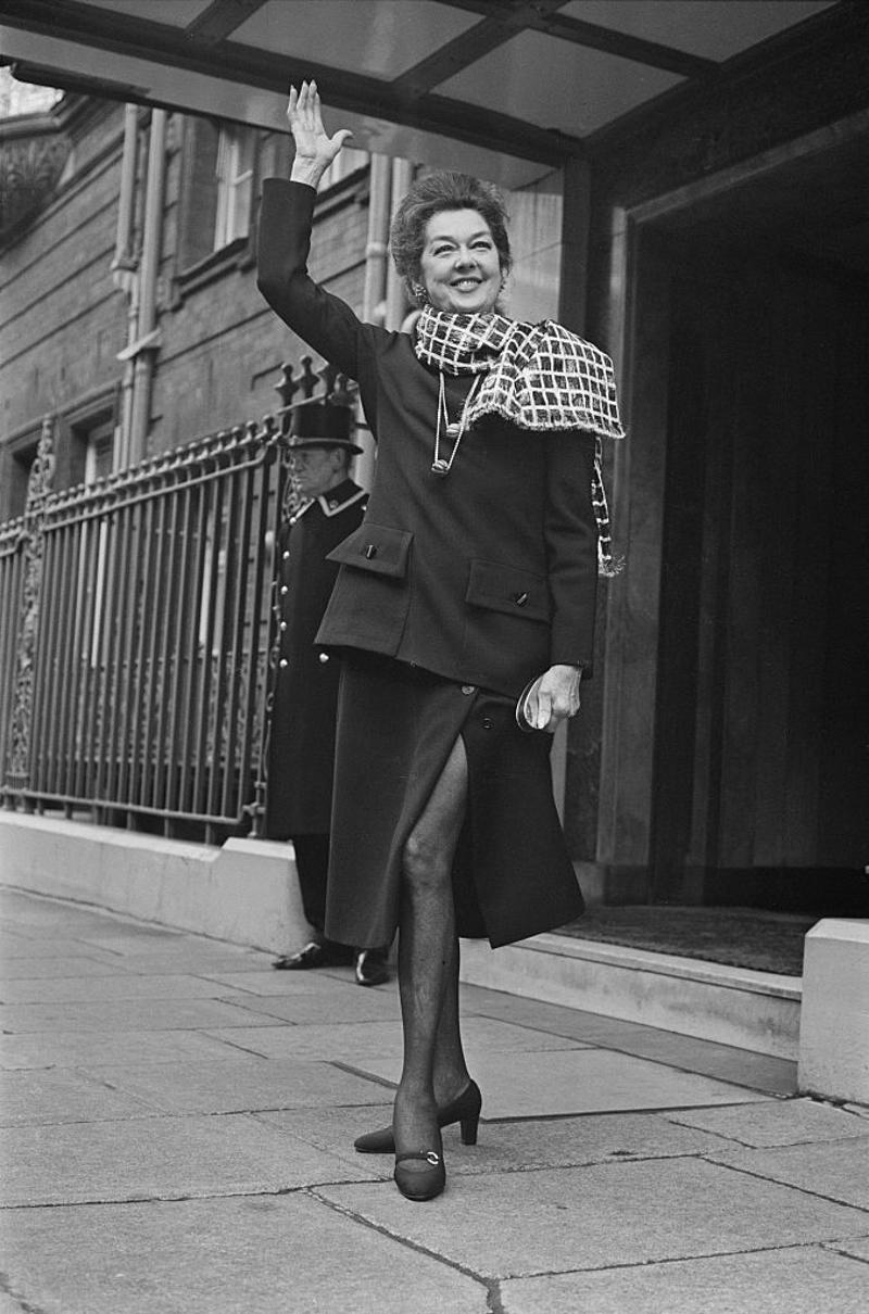 1898: A Grand Re-Opening, 1899: Reception Hall, 1924: The Marchioness of Cambridge, 1936: Hollywood Stars Spotted, 1938: A Gorgeous Fashion Show Venue, 1939: Tea for Two, 1943: Alfred Hitchcock, 1946: Eleanor Roosevelt, 1949: Out and About, 1950: The Mudlark, 1951: Katharine Hepburn, 1951: Princess Margaret, 1952: A Fashion Show, 1953: A Piece of Cake, 1955: A Fancy Party, 1955: High Society, 1956: Hats' Off, 1957: Louis Jourdan, 1960: 5-Star Luxury, 1960: Shirley MacLaine, 1963: Queen Frederika of Greece, 1963: Tippi Hedren, 1965: A Film Premiere, 1966: Torn Curtain, 1970: Jackie O, 1971: All Smiles, 1978: Cybill Shepherd,  1978: Bianca Jagger, 1979: Sophia Loren,  1980: Meryl Streep, 1983: Jamie Lee Curtis, 1987: Princess Diana