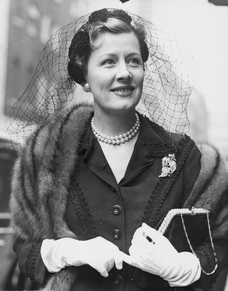 1898: A Grand Re-Opening, 1899: Reception Hall, 1924: The Marchioness of Cambridge, 1936: Hollywood Stars Spotted, 1938: A Gorgeous Fashion Show Venue, 1939: Tea for Two, 1943: Alfred Hitchcock, 1946: Eleanor Roosevelt, 1949: Out and About, 1950: The Mudlark, 1951: Katharine Hepburn, 1951: Princess Margaret, 1952: A Fashion Show, 1953: A Piece of Cake, 1955: A Fancy Party, 1955: High Society, 1956: Hats' Off, 1957: Louis Jourdan, 1960: 5-Star Luxury, 1960: Shirley MacLaine, 1963: Queen Frederika of Greece, 1963: Tippi Hedren, 1965: A Film Premiere, 1966: Torn Curtain, 1970: Jackie O, 1971: All Smiles, 1978: Cybill Shepherd,  1978: Bianca Jagger, 1979: Sophia Loren,  1980: Meryl Streep, 1983: Jamie Lee Curtis, 1987: Princess Diana