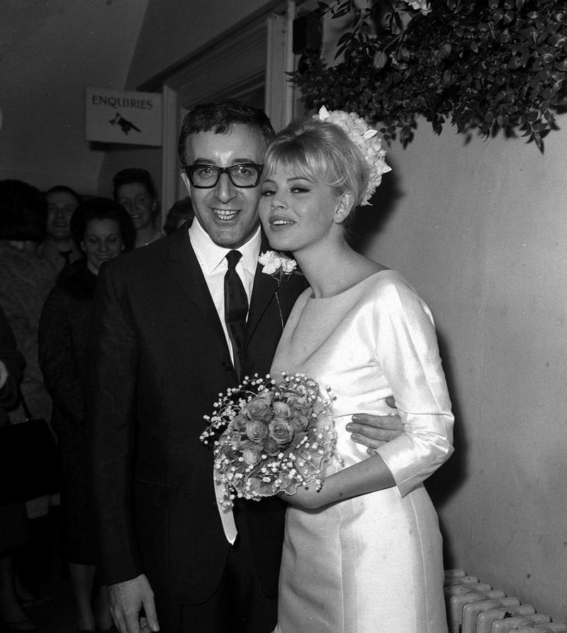 1960: Sammy Davis Jr. and May Britt, 1960: Princess Margaret and Antony Armstrong-Jones, 1960: Eartha Kitt and John William McDonald , 1961: Frank Robinson and Barbara Ann Cole, 1961: Ginger Rogers and William Marshall, 1961: Aretha Franklin and Ted White, 1962: Nancy Kwan and Peter Pock, 1962: Don Juan Carlos of Spain and Princess Sophia of Greece and Denmark, 1962: Jack Lemmon and Felicia Farr, 1963: Tony Curtis and Christine Kaufmann, 1963: Frank Budd and Barbara Jordan , 1963: Betty White and Allen Ludden, 1963: Desi Arnaz and Edith Mack Hirsch, 1963: Terry O'Neill and Vera Day, 1963: Paul Anka and Anne De Zogheb, 1964: Elizabeth Taylor and Richard Burton, 1964: Serge Gainsbourg and Françoise Pancrazzi, 1964: Peter Sellers and Britt Ekland, 1964: Ethel Merman and Ernest Borgnine, 1964: Tippi Hedren and Noel Marshall, 1965: Jane Birkin and John Barry, 1965: Catherine Deneuve and David Bailey, 1965: Johnny Hallyday and Sylvie Vartan, 1965: Ringo Starr and Maureen Cox, 1966: Pelé and Rosemeri dos Reis Cholbi, 1966: Frank Sinatra and Mia Farrow, 1966: Sophia Loren and Carlo Ponti, 1966: George Harrison and Pattie Boyd, 1966: Brigitte Bardot and Gunter Sachs, 1967: Jane Fonda and Roger Vadim, 1967: Raquel Welch and Patrick Curtis, 1967: Liza Minnelli and Peter Allen, 1967: Elvis Presley and Priscilla Beaulieu, 1968: Jacqueline Kennedy and Aristotle Onassis, 1968: Wayne Newton and Elaine Okamura, 1969: Judy Garland and Mickey Deans, 1969: John Lennon and Yoko Ono, 1969: Audrey Hepburn and Andrea Dotti, 1969: Linda Eastman and Paul McCartney , 1969: Lulu and Maurice Gibb, 1969: Roger Moore and Luisa Mattioli
