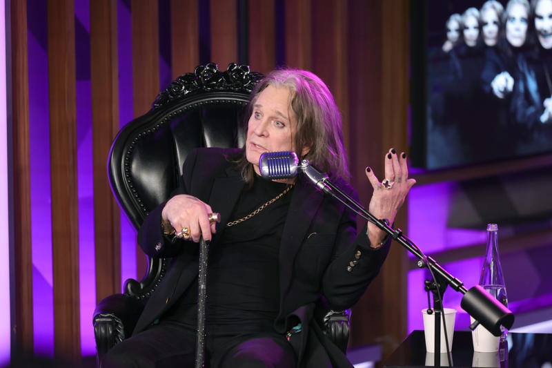 Ozzy Osbourne Ozzy Osbourne's death, Years of battling health problems, Parkinson's, He described the illness as "h*ll", Not everything was due to Parkinson's, Injury caused by an ATV accident, Little by little he became immobile, “I carried on working with it", Metal rods in his spine, In 2019, "everything came undone", Four operations between 2019 and 2023, "I can't do it anymore", He gave one last show, "You've got no idea how I feel", His last Instagram post