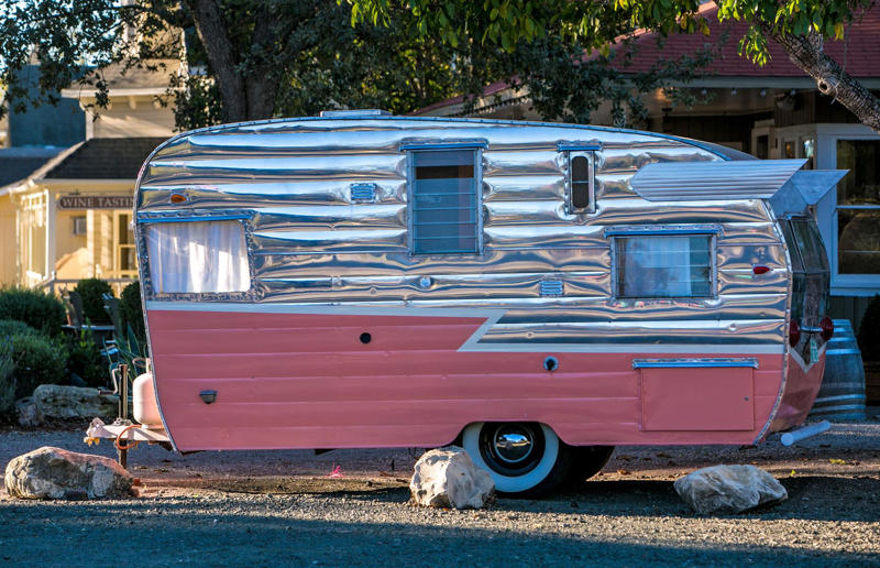 Shasta Airflyte: America's one-time most popular trailer Gorgeous trailers and motorhomes from yesteryear, Romani and Irish Traveller vardos, Vardo RV inspiration, The Wanderer: inspiration for the world's first RV movement, Ford Model T Motor Caravan: exquisite renovation, Eccles Caravan (1926): the world's first mass-manufactured trailer, Eccles Caravan: fine craftsmanship, Eccles Caravan: posh interior, Pierce-Arrow Fleet Housecar (1928): luxury custom motorhome, Pierce-Arrow Fleet Privateer Housecar: wow-factor status symbol, Home from Home: cottage on wheels, Airstream Clipper: the battle for production, Airstream Clipper: impressive amenities, Shasta Airflyte: America's one-time most popular trailer