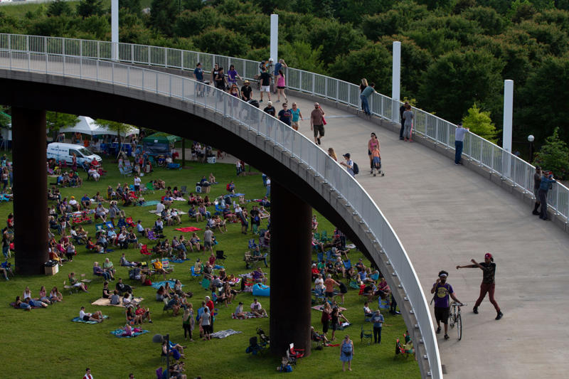 What is the 2026 WFPK Waterfront Wednesday concert lineup?, When and where is the 2026 Waterfront Wednesday?, How much are tickets? , Where can I park for Waterfront Wednesday?, Can I ride my bike to Waterfront Wednesday?, Can I bring my kids?, Can I bring lawn chairs? , Can I purchase food and drinks at Waterfront Wednesday?, Can I bring my pet and a cooler?, Where do I get more information on Waterfront Wednesday?