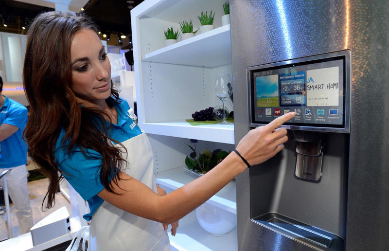 Failure to sell, Scent-enhanced movies, Amphibious cars, Electric pedal cycles, Internet refrigerators, Flying cars, Self-balancing scooters