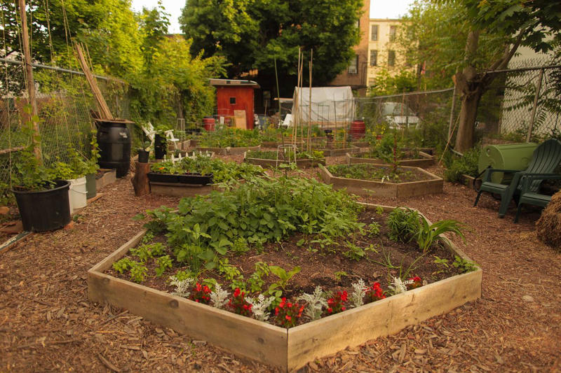 1) Make Them Waist Height, 3) Carve a Path, 4) Add Grid Wiring, 5) Use Brick, 10) Build in Steps, 11) Spring for Stone, 13) Choose Colorful Planters, 16) Make Your Own Meadow, 19) Opt for a Bucket, 20) Try Square Foot Gardening, 21) Surround a Shed, 22) Mix the Materials, 23) Work the Angles, 25) Tier the Planters, 26) Incorporate Scenic Pathways, 27) Mix and Match Your Vessels, 28) Think Outside the Box, 29) Automate Your Chores, 30) Add a Bit of Quirk