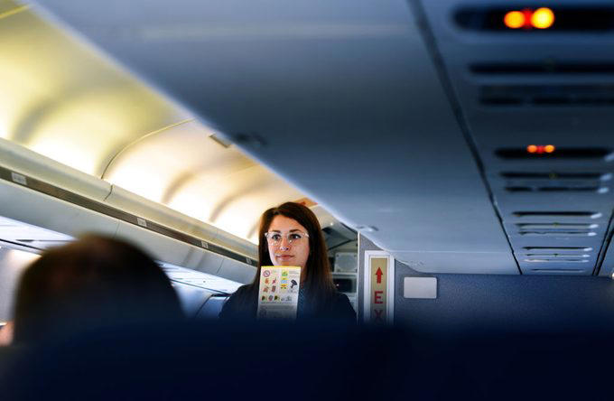The dos and don’ts of flying, Enforcing the rules for other passengers, Organizing the overhead bins, Tugging their sleeve to get their attention, Asking them to fill your reusable water bottle, Serving yourself from the drink cart, Handing them a dirty diaper to throw away, Stowing your carry-on too carefully, Calling them over to chat, Flirting with them, Not letting them know you’re terrified of flying, Throwing away other people’s trash, Calling them by a term of endearment, Thanking the pilot at the end of the flight, More midflight missteps