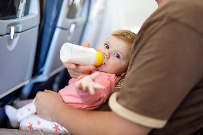 The dos and don’ts of flying, Enforcing the rules for other passengers, Organizing the overhead bins, Tugging their sleeve to get their attention, Asking them to fill your reusable water bottle, Serving yourself from the drink cart, Handing them a dirty diaper to throw away, Stowing your carry-on too carefully, Calling them over to chat, Flirting with them, Not letting them know you’re terrified of flying, Throwing away other people’s trash, Calling them by a term of endearment, Thanking the pilot at the end of the flight, More midflight missteps