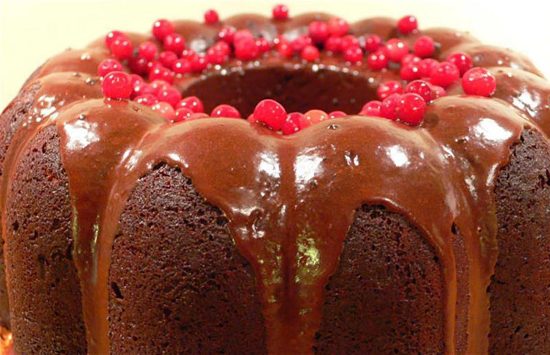 20. Tunnel of fudge cake, USA 44. Fondant fancies, England, UK, 43. Castella, Japan, 42. Parkin, England, UK, 41. German chocolate cake, USA, 40. Fraisier, France, 39. Amandine, Romania, 38. Barmbrack, Ireland, 37. Rigó Jancsi, Hungary, 36. Foi thong cake, Thailand, 35. Brigadeiro, Brazil, 34. Hummingbird cake, Jamaica, 33. King cake, USA, 32. Basbousa, Egypt, 31. Dundee cake, Scotland, UK, 30. Angel food cake, USA, 29. Rum cake, Caribbean, 28. Madeira cake, UK, 27. Ice cream cake, various locations, 26. Pineapple upside-down cake, USA, 25. Portokalopita, Greece, 24. Bienenstich, Germany, 23. Persian love cake, Iran, 22. Chajá, Uruguay, 21. Kvæfjordkake, Norway, 20. Tunnel of fudge cake, USA, 19. Malva pudding, South Africa, 18. Jamaican ginger cake, Jamaica and UK, 17. Medovik, Russia, 16. Funfetti cake, USA, 15. Lamingtons, Australia, 14. Battenberg, England, UK, 13. Sachertorte, Austria, 12. Opera cake, France, 11. Maple cake, Canada, 10. Lapis legit, Indonesia, 9. Swiss roll, Central Europe, 8. Banana bread, USA, 7. Lemon drizzle cake, England, UK, 6. Carrot cake, various locations, 5. Schwarzwälder Kirschtorte, Germany, 4. Tres leches cake, Latin America, 3. Victoria sponge, England, UK, 2. Red velvet cake, USA