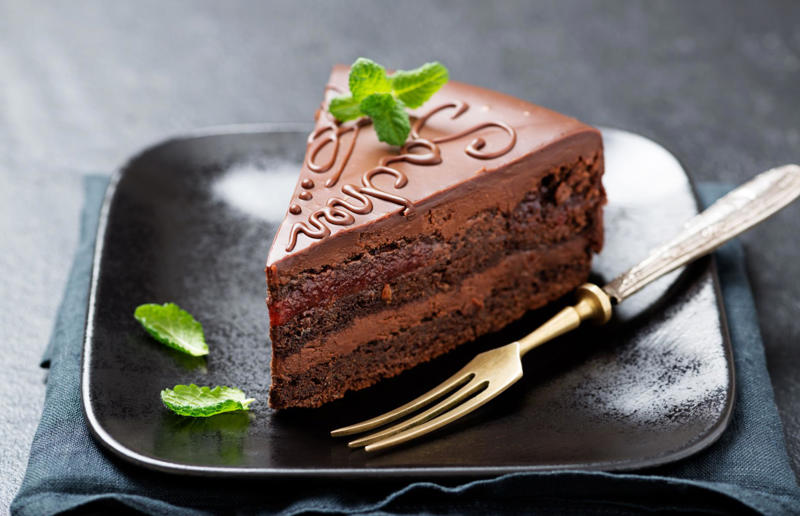 13. Sachertorte, Austria 44. Fondant fancies, England, UK, 43. Castella, Japan, 42. Parkin, England, UK, 41. German chocolate cake, USA, 40. Fraisier, France, 39. Amandine, Romania, 38. Barmbrack, Ireland, 37. Rigó Jancsi, Hungary, 36. Foi thong cake, Thailand, 35. Brigadeiro, Brazil, 34. Hummingbird cake, Jamaica, 33. King cake, USA, 32. Basbousa, Egypt, 31. Dundee cake, Scotland, UK, 30. Angel food cake, USA, 29. Rum cake, Caribbean, 28. Madeira cake, UK, 27. Ice cream cake, various locations, 26. Pineapple upside-down cake, USA, 25. Portokalopita, Greece, 24. Bienenstich, Germany, 23. Persian love cake, Iran, 22. Chajá, Uruguay, 21. Kvæfjordkake, Norway, 20. Tunnel of fudge cake, USA, 19. Malva pudding, South Africa, 18. Jamaican ginger cake, Jamaica and UK, 17. Medovik, Russia, 16. Funfetti cake, USA, 15. Lamingtons, Australia, 14. Battenberg, England, UK, 13. Sachertorte, Austria, 12. Opera cake, France, 11. Maple cake, Canada, 10. Lapis legit, Indonesia, 9. Swiss roll, Central Europe, 8. Banana bread, USA, 7. Lemon drizzle cake, England, UK, 6. Carrot cake, various locations, 5. Schwarzwälder Kirschtorte, Germany, 4. Tres leches cake, Latin America, 3. Victoria sponge, England, UK, 2. Red velvet cake, USA