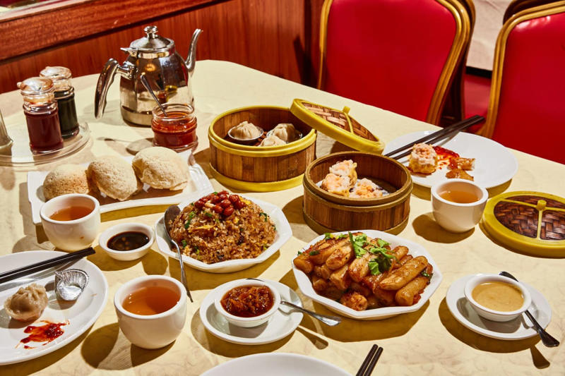THE SPOTS, El Mil Amores, Foreign Cinema, Hong Kong Lounge, Piccino Presidio, Reem's Mission, Kitchen Story, Early To Rise, Tartine Manufactory, Smoke Soul Kitchen, Outerlands, Piglet & Co, Tastebuds, Mayaflor, Causwells, The Front Porch