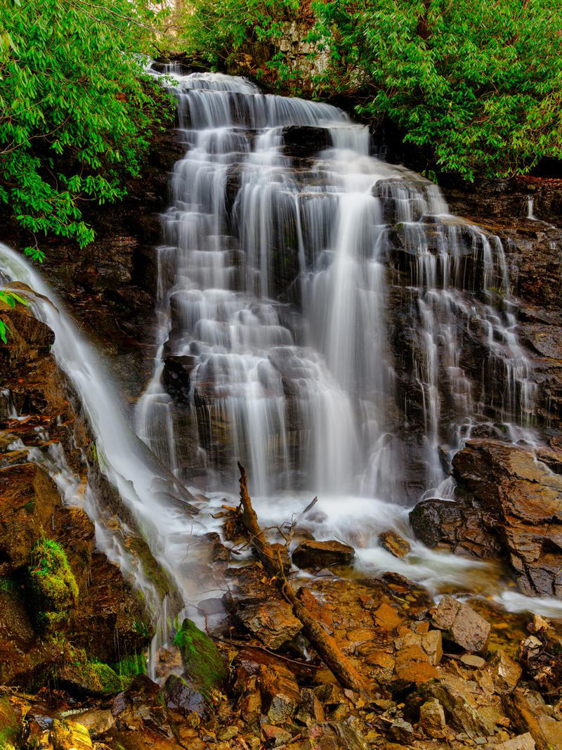6) Maggie Valley, North Carolina 10) Big Bear, California, 9) Red Lodge, Montana, 8) Colorado Springs, Colorado, 7) Taos, New Mexico, 6) Maggie Valley, North Carolina, 5) Ogden, Utah, 4) Eureka Springs, Arkansas, 3) Roanoke, Virginia, 2) Robbinsville, North Carolina, 1) Presidio, Texas