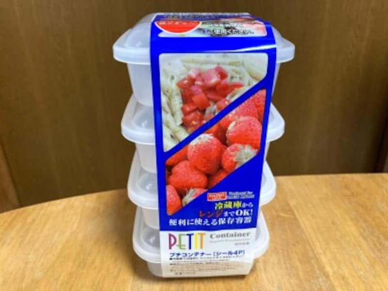 110円（税込）から購入できる圧倒的な安さ, 2.ダイソーのタッパーは容器の大きさ・種類も豊富で便利, 3.耐熱・耐冷性に優れさまざまな場面で使える, ダイソーのタッパーに関する良い口コミ, ダイソーのタッパーに関する悪い口コミ, 1.100均ダイソーのタッパー「楽ちんパックスクエア」は使い勝手抜群で洗いやすい！, 2.100均ダイソーのタッパー「レクタングルシール500」は密封性が優秀 , 3.100均ダイソーのタッパー「レクタングルシール1200」はおかず保存に便利な大きいサイズ , 4.100均ダイソーのタッパー「ガラスポット」は密閉に優れる, 5.100均ダイソーのタッパー「口の広いガラスポット」はピクルスに重宝 , 6.100均ダイソーのタッパー「キッチンフィット2クリア」は魚の温めに便利 , 7.100均ダイソーのタッパー「プチコンテナ」は細々とした食材の保存に！, 8.100均ダイソーのタッパー「レンジパック（エア弁付き）」はご飯の保存におすすめ, 9.100均ダイソーのタッパー「楽ちんパック浅型」は冷凍＆電子レンジOKの薄型タイプ , 10.100均ダイソーのタッパー「中身が見えるキャニスター」は透明度＆密封性◎, 11.100均ダイソーのタッパー「保存容器としても使えるお弁当箱」は液漏れしにくい！ , 12.100均ダイソーのタッパー「耐熱ガラス食器（正方形800ml）」はオーブンOK！カレーやキムチにも◎, 13.100均ダイソーのタッパー「クリアパック（300mL、3個）」は重ねられる！ , 14.100均ダイソーのタッパー「立てて置ける保存容器 小分け」, 15.100均ダイソーのタッパー「新鮮レンジパック、ロックタイプ（トイ・ストーリー）」はキャラクターデザインがかわいい, 16.100均ダイソーのタッパー「ミニパック角4P 100ml×4」は薄型ミニサイズの可愛い保存容器 , ダイソーでは底が深いタイプのタッパーもある？, ダイソーのタッパーの売り場はどこ？, ダイソーには電子レンジでパスタを作れるタッパーもある？, ダイソーでは洗いやすいタッパーはある？, ダイソーにはおにぎり用のタッパー・ケースもある？, ダイソーにはきゅうりの漬物を作れるタッパーもある？, ダイソーには折りたたみ可能なタッパーもある？