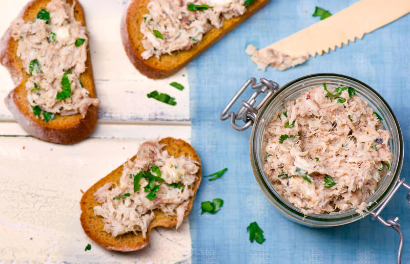 Smoked mackerel pâté As easy as one, two, three..., Honeyed curry mayo, Baked brie, Whipped smoked salmon, Goats' cheese and lemon, Speedy blue cheese, Creamy ranch, Cucumber raita, Crab pâté, Tapenade, Baba ganoush, Smoked mackerel pâté, Sour cream and onion, Roasted red pepper, Beetroot hummus, Tzatziki, Artichoke, Tomato salsa, Guacamole, Salmon and cream cheese, Broad bean and basil, Spicy ponzu, Whipped feta, Hot tomato, Vegan queso, Caramel sauce, Chocolate sauce