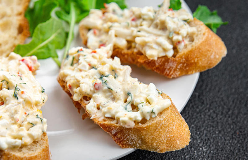 Crab pâté As easy as one, two, three..., Honeyed curry mayo, Baked brie, Whipped smoked salmon, Goats' cheese and lemon, Speedy blue cheese, Creamy ranch, Cucumber raita, Crab pâté, Tapenade, Baba ganoush, Smoked mackerel pâté, Sour cream and onion, Roasted red pepper, Beetroot hummus, Tzatziki, Artichoke, Tomato salsa, Guacamole, Salmon and cream cheese, Broad bean and basil, Spicy ponzu, Whipped feta, Hot tomato, Vegan queso, Caramel sauce, Chocolate sauce