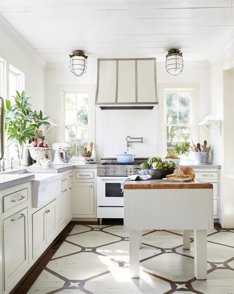 Seapearl by Benjamin Moore, Pigeon by Farrow & Ball, Lichen by Farrow & Ball, Swiss Coffee by Behr, Dutch Tile Blue by Sherwin-Williams