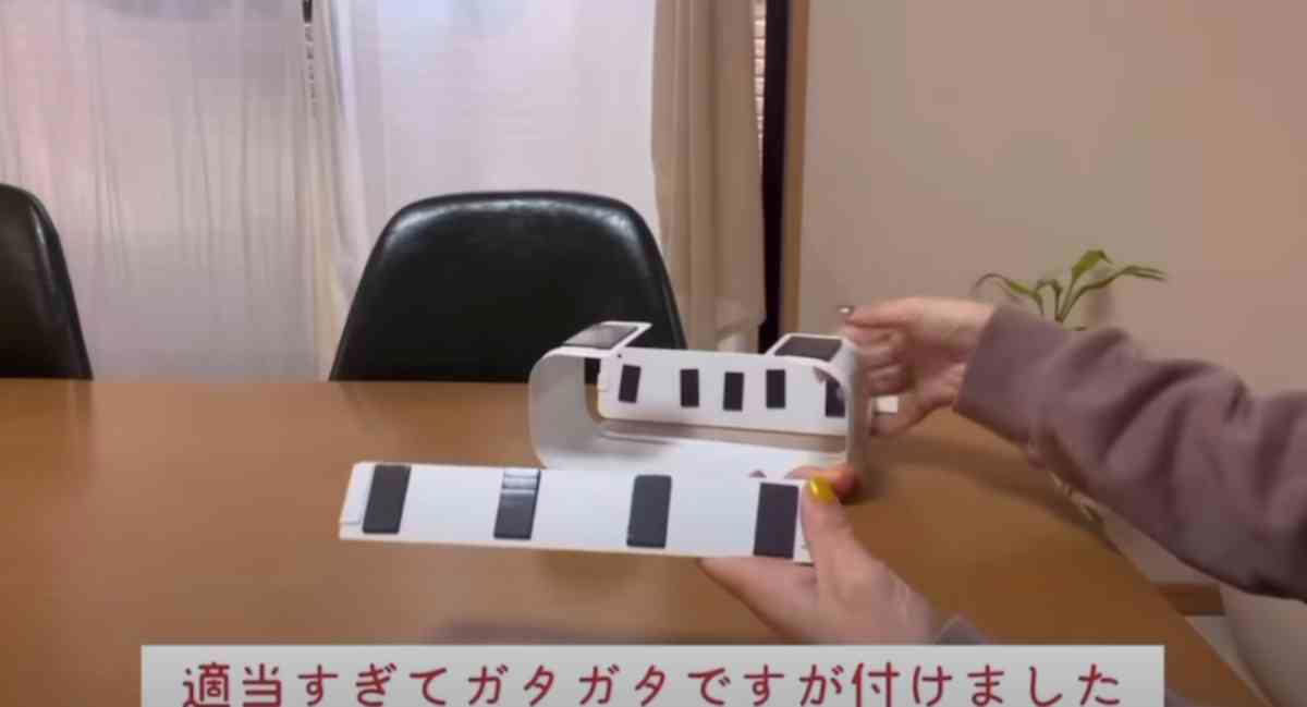 ダイソーの「バスブーツ収納」の値段, ダイソーの「バスブーツ収納」の対応サイズ, ダイソーの「バスブーツ収納」のカラー展開, 風呂ブーツの収納グッズは、ダイソー以外の100均セリアやキャンドゥでも販売されている？, ダイソーではフックタイプの風呂ブーツ収納グッズも販売されている？, ニトリ・カインズ・無印良品にも風呂ブーツ収納グッズも販売されている？