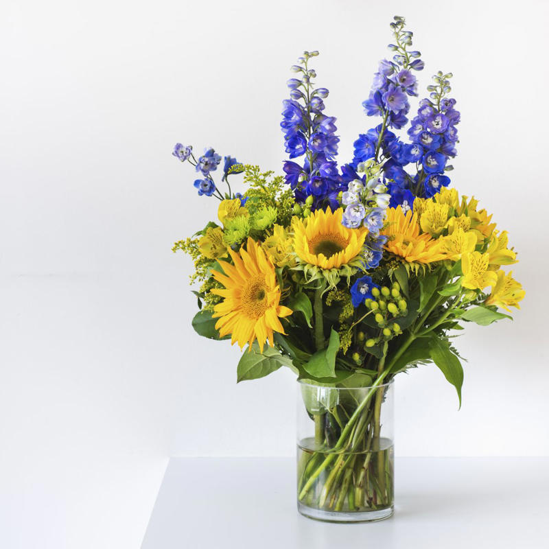 The Vases Your Flowers Came In, Kitchen Gadgets, Old Electronic Devices, Tote Bags, Instructions Manuals, Receipts, and Other Paper, Gift Wrapping Supplies, Cookbooks , Anything That’s Past Its Prime, Extra Linens, Grandma’s China (and Other Sentimental Items)
