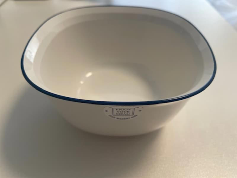 セリアのスープカップの良い口コミ, セリアのスープカップの悪い口コミ, 電子レンジ対応「フタ付きスープマグ」, 耐熱で目盛り付き「スープカップ」, ホーロー風「ボウルS ホワイト」, セリアのスープカップの売り場はどこ？