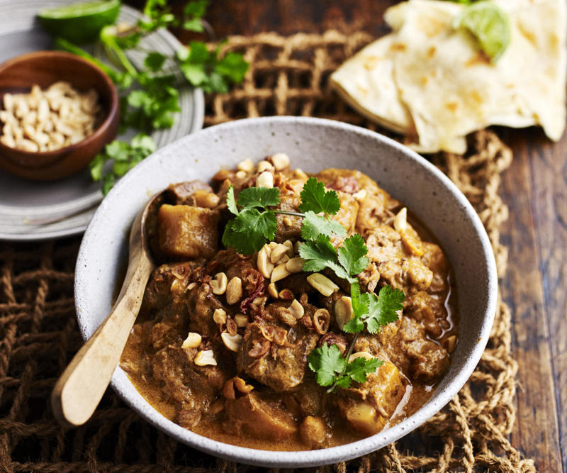Old fashioned curried sausages , Pressure cooker lamb shanks curry , Julie Goodwin’s Cape Malay curry chicken , Beef curry pie , Julie Goodwin’s braised lamb chops in a sweet curry sauce , Yellow chicken curry , Roasted cauliflower and chickpea coconut curry , Slow-cooker massaman beef curry , Roasted rice and pumpkin curry , African-inspired kuku paka chicken curry , Yellow curry chicken cottage pie , Slow cooker chickpea and sweet potato curry , Thai fish curry , Slow-cooker cashew and cauliflower curry , Beef curry with coconut rice , Sri Lankan potato and pea curry , Slow-cooker pork and lemongrass curry , Lamb korma meatball curry , Vegetarian Thai yellow curry , Slow-cooker red pork curry , Pumpkin and cauliflower yellow curry , Summer prawn curry , Red dhal with coconut curry , Red tofu curry , Dhal curry with chutney yoghurt , Peri peri coconut chicken curry , Pea and potato curry , Lamb, kumara and almond curry , Coconut curried beef , Red pork with lychee curry , Split pea and capsicum curry , Cauliflower and green pea curry , Beef panang curry , South African bean curry , Afghani lamb and spinach curry , Japanese pumpkin curry