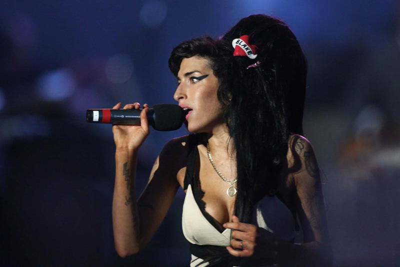 Amy Winehouse, 'Back to Black' Sia, 'Breathe Me', Johnny Cash, 'Hurt', Bonnie Raitt, 'I Can't Make You Love Me', Eric Clapton, 'Tears in Heaven', Bon Iver, 'Skinny Love', Sinead O'Connor, 'Nothing Compares 2 U', Joni Mitchell, 'River', Ed Sheeran, 'Small Bump', Amy Winehouse, 'Back to Black', Billie Ellish, 'When The Party's Over', 'I Dreamed a Dream' from 'Les Misérables', Adele, 'Someone Like You', Velvet Underground, 'Pale Blue Eyes', A Great Big World & Christina Aguilera, 'Say Something', Sarah McLachlan, 'I Will Remember You', Gary Jules, 'Mad World'