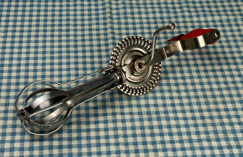 Retro kitchen items from way back when, Salad spinner, Butter curler, Flour shaker, Manual food mincer, Lattice pastry roller, Manual weighing scales, Fish kettle, Tea strainer, Egg slicer, Cookie press, Recipe card boxes, Butter dishes, Mesh food tents, Needlework art, Cut-glass punch bowls, Bread boxes, Tiered storage baskets, Decorative plates, Jelly moulds, Potato ricers, Sink skirts, Tea and coffee containers, Decorative placemats, Heavily patterned tiles, Condiment serving trays, Dried goods, Matching tea set, Manual hand mixers, Old cookbooks, Gravy boats, Novelty teapots, Novelty tea towels, Net curtains and skirts, Cake stands, Teapots and cosies, Manual egg timers, Pressure cookers, Egg separators, Ice crusher, Pyrex casserole dishes