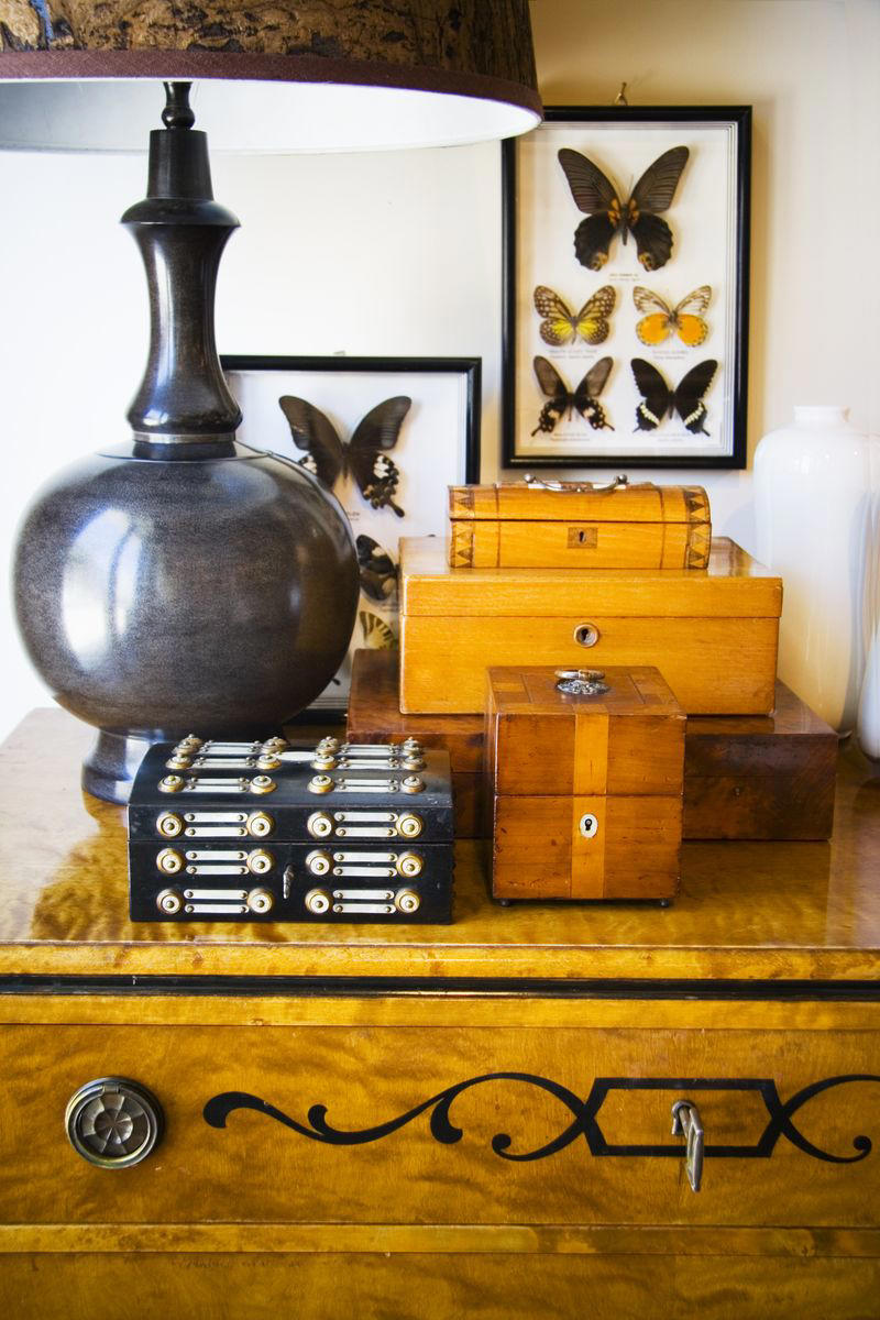 4) Burl Wood 3) Weight, 4) Burl Wood, 5) Maker's Marks, 6) Signed Artwork, 7) Limoges Porcelain, 8) Slight Imperfections in Murano Glass, 10) Superior Craftsmanship, 11) Timeless Designs, 12) Functional Details