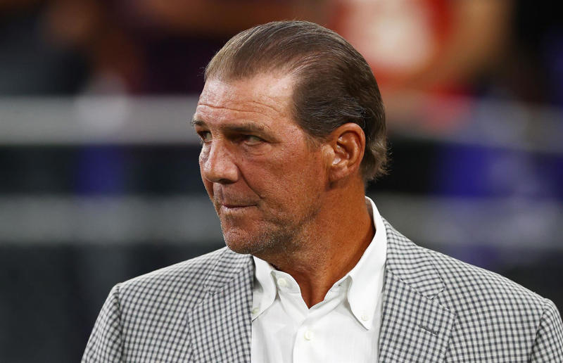 Steve Bisciotti: $6.9 billion (£5.4bn) From tough times to super-rich, J.K Rowling: billion (£785m), Guy Laliberté: .2 billion (£942m), Jay-Z: .5 billion (£2bn), Howard Schultz: .9 billion (£2.3bn), Oprah Winfrey: billion (£2.4bn), George Soros: .7 billion (£5.3bn), Steve Bisciotti: .9 billion (£5.4bn), Rocco Commisso: .5 billion (£5.9bn), Ken Langone: .7 billion (£6.8bn), Ralph Lauren: .2 billion (£7.2bn), Roman Abramovich: .7 billion (£7.6bn), Shahid Khan: billion (£9.4bn), Jan Koum: .1 billion (£12.6bn), Harold Hamm: .5 billion (£14.5bn), François Pinault: .8 billion (£20.2bn), Li Ka-Shing: .8 billion (£28.1bn), Jensen Huang: 5.9 billion (£83.1bn), Amancio Ortega: 1.3 billion (£87.3bn)