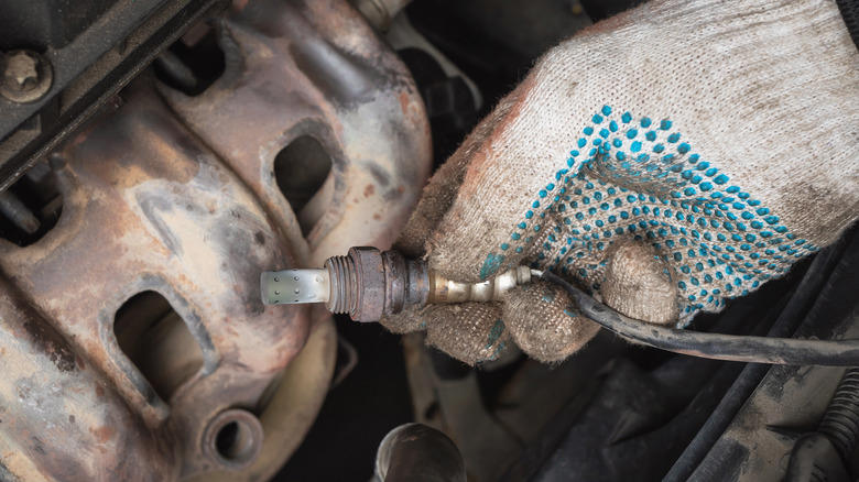Cleaning The Old Filter (When You Shouldn't), Buying An Incorrect Size, Failing To Check Gaskets For Damage, Dropping Debris In The Engine Bay, Accidentally Disconnecting Sensors