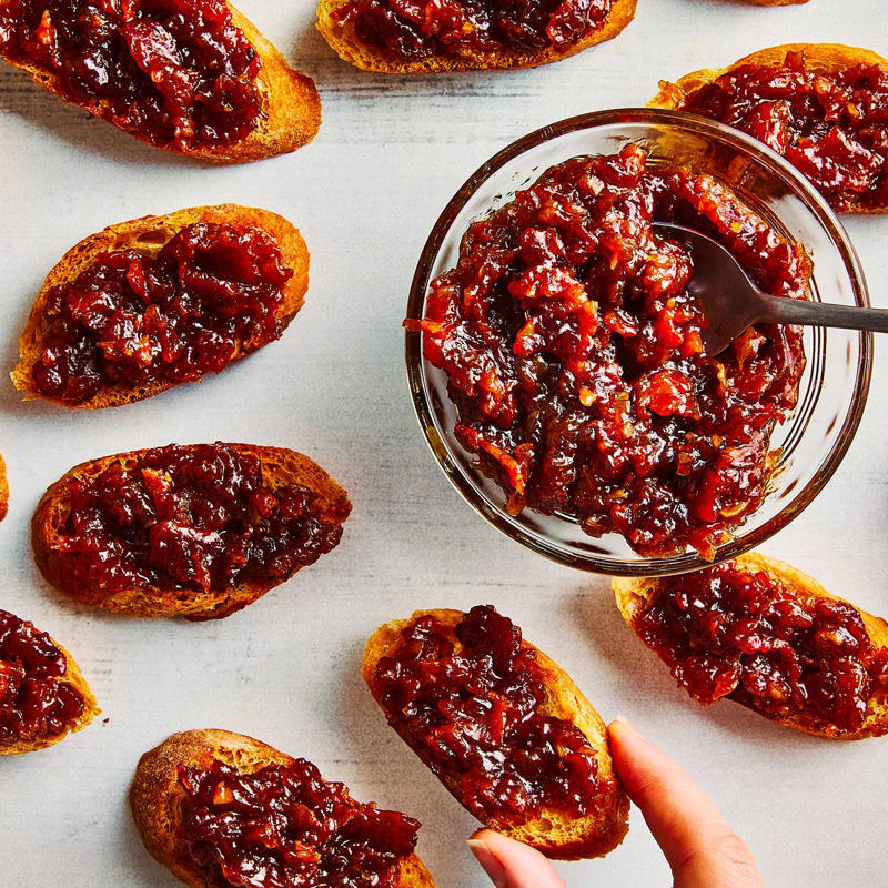 How To Make Bacon Jam, Recipe Tips, How To Serve Bacon Jam, Made This?, Ingredients, Directions