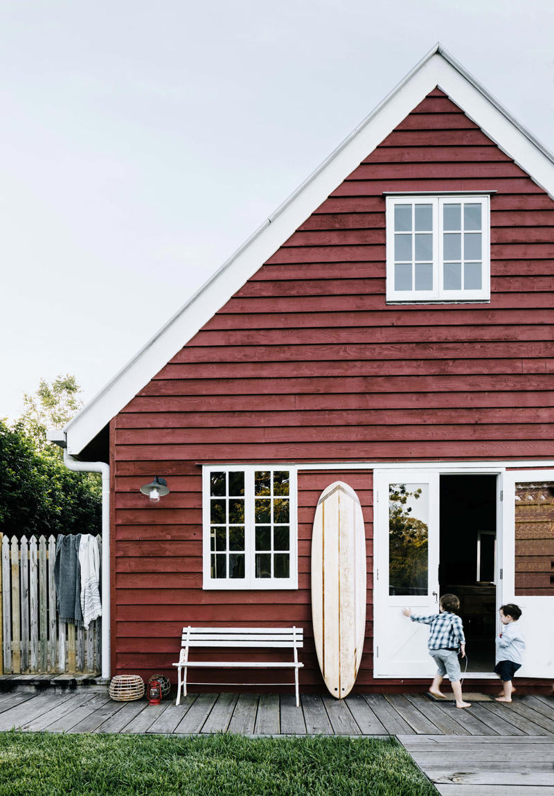 What are some of the key design elements of barn houses?, 23 modern barn-style houses with design ideas to inspire,      A barn house with waterfront views    ,      The Little Red Barn   ,      Port Farm   ,      A shed conversion in the Scenic Rim    ,      Black &amp; Bright alpine stay   ,      An 1880s red farmhouse   ,      An eco-friendly family home   ,      The Barn at Rangeview   ,      The classic barn-style house   ,      The Highlands Black Barn   ,      A barn-style new build   ,      Two barns on a biodynamic farm   ,      A barn conversion   ,      The Sir George   ,      Monochromatic barn house   ,      A barn-style home in the Wolgan Valley   ,      A European-inspired brick barn   ,      Modern barn home   ,      Barn-style beach house   ,      A cosy country farmhouse   ,      A country retreat with alpine style    ,      An interior designer’s highlands weekender   ,      A Queensland pool house   , What is the difference between a barndo and a barn-style house?, What is the difference between a barn house and a farmhouse?, Are barn-style houses cheap to build?