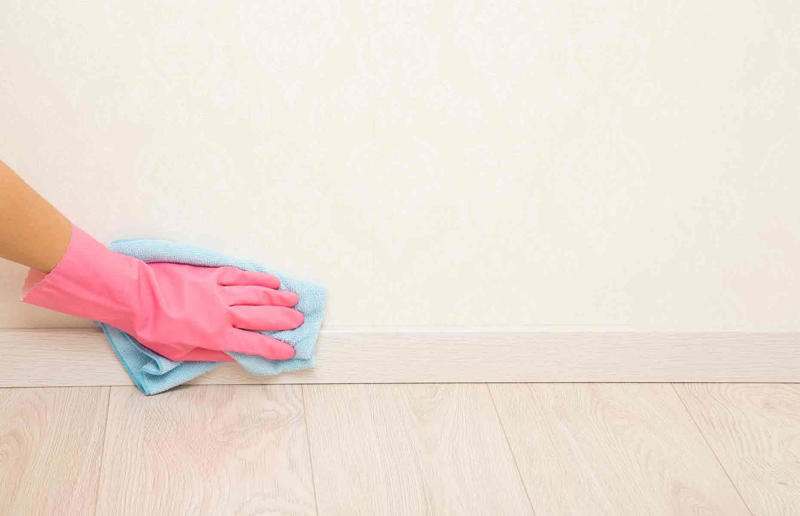 Housework hacks from gran that work, Keep moths at bay the natural way, Store bed linens in a pillowcase, Revive flowers in hot water, Pull out long nails with extra leverage, Clean bottles with sand and water, Separate glass tumblers with water, Clean with the seasons, Make your bed every day, Try rearranging the furniture, Use an old pillowcase to dust ceiling fans, Make brass shine with vinegar, Create streak-free windows with newspaper, Clean an iron with salt, Wash walls from the bottom up, Shine stainless steel with oil, Dust with socks, Revitalise carpet with bicarbonate of soda, Lift carpet fibres with ice, Use lemon on chopping boards, Remove baked-on grease with cola, Make a natural linen spray, Use sunshine as a natural bleach, Use pegs to change bed linen, Wash smalls in mesh bags, Clean the washing machine with bicarbonate of soda, Use apple cider vinegar as a pet-chewing deterrent, Crochet cute cleaning cloths, Use lavender to ward off insects, Cut sponges in half, Shorten the shower curtain, Water plants with yarn, Sharpen scissors with aluminium foil, Reflect heat with aluminium foil