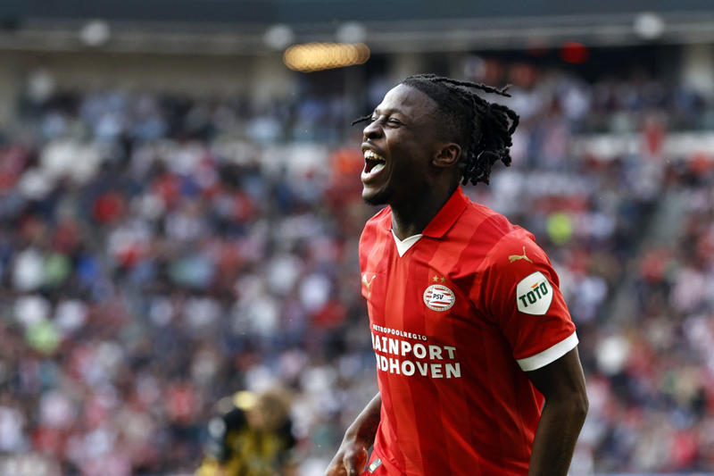 Latest transfer news headlines, Rodrygo's agents are in talks..., Newcastle name Elanga alternative, Jadon Sancho 'closer' to Serie A switch, Champions League ramifications if Chelsea don't sell this summer, Chelsea make Ugochukwu decision, More on Borna Sosa from Standard Sport, Gonzalo Garcia set for Premier League switch?, Ola Aina to extend Forest deal, Newcastle 'on verge' of Elanga agreement, DONE DEAL: Duran joins Fenerbahce, Cucurella on Chelsea's transfer strategy, Gyokeres agrees terms with Arsenal - latest from Standard Sport, Crystal Palace close to deal, Son set to stay in UK, Barcelona back in for Rashford, Genoa not interested in Vardy, Chelsea and Newcastle target named 'untouchable', Arsenal want to pay £40m for Gyokeres, Arsenal wages for Gyokeres revealed, Gyokeres to Arsenal latest, Fresh Gyokeres development, Gyokeres to Arsenal fee revealed, Tottenham get Kudus boost, Arsenal reveal Martin Zubimendi shirt number, Gyokeres to Arsenal update, Arsenal close in on Gyokeres, Arteta: Zubimendi could be key signing for Arsenal, Arsenal confirm Zubimendi signing, Kudus to Tottenham update, Barcelona to step up Rashford move, Spurs eye Kudus alternative, Chelsea outcast eyes homecoming, Tottenham plan second Kudus bid next week, Man Utd make shock move for Calvert-Lewin, Arsenal in Gyokeres breakthrough, Nwaneri to Chelsea twist, Arsenal plot opening Madueke bid, Reece James sends fitness update, Fran Garcia on his future, Nwaneri 'reluctant' to sign new Arsenal deal, Chelsea and Arsenal to hold Madueke talks, Tottenham plot second bid for Kudus after £50m offer rejected, Walker speaks on shock Burnley move, Porto chasing Sainz, Jackson future in doubt?, No offers for Madueke, Stoke land Mubama, Watford sign Semedo, Done deal! Brighton land left-back, Chelsea interested in Nwaneri, Arsenal agree Madueke deal, Done deal! Chelsea sign Gittens, Arsenal face new Rodrygo rival, Arsenal step up Madueke talks, Gyokeres set for Sporting return, Maksym Taloverov joins Stoke, Arsenal get Madueke boost, Man Utd reveal Leon plan, Walker reacts to Burnley move, Man Utd confirm Leon signing, DONE DEAL, Arsenal 'prepare' Gyokeres move, Palmer praises Estevao, Man Utd stars to seek summer moves, Cunha shirt number, Gittens announcement imminent, Maresca on Madueke's future, Arsenal set new Gyokeres deadline, Osimhen chooses Man Utd move, Chelsea in talks over Dibling deal, Arsenal get huge Rodrygo boost, Madueke wants Arsenal move, Rashford chooses preferred next club, Woltemade to Bayern hits pothole, Calvert-Lewin receives Premier League, Bundesliga offers, DONE DEAL: Chelsea wonderkid joins Torino, Nwaneri in contract talks, Eze to push for Arsenal switch, Juventus to terminate Vlahovic?, DONE DEAL: Jonathan David joins Juventus, Martinelli to Saudi Arabia?, More on Gittens and Chelsea, Kyle Walker set for shock move, DONE DEAL: Keane extends Everton deal, Manchester City eye Inter defender, NEW: Man United tried for Ndidi last summer, Cunha handed No10 shirt, Man Utd quintet hand in transfer requests, Coutinho leaves Villa, Brownhill Burnley future uncertain, Hirst commits future to Ipswich, Scalvini top Newcastle target, Rashford to return to Man Utd, Galbraith set for Swans, David jets in for Juve medical, Cajuste attracting suitors, Charlton add Bell, Spurs appoint Martin Ho, Al-Nassr turn attention to Martinelli, Arsenal and Chelsea keeping tabs on Smit