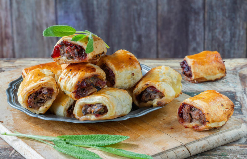 Surprisingly tasty air fryer ideas, Sausage rolls, Loaded potato skins, Kale crisps, 'Roasted' nuts, Baba ganoush, Poached eggs, Yorkshire puddings, Soufflés, Fish in a parcel, Lamb koftas, Chicken wings, Greek-style lamb cutlets, Chicken satay with peanut sauce, Glazed ham, Cheese toastie, Cheese scones, Soda bread, Oat bars, Fruit crumbles, Chocolate fondants