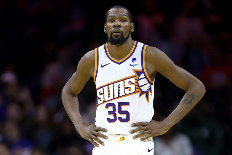 13. Phoenix Suns The game has evolved, Timelines, Wilt Chamberlain, Larry Bird, Michael Jordan, Kobe Bryant, Giannis Antetokounmpo, Hakeem Olajuwon, Magic Johnson, Nikola Jokic, Pete Maravich, Jerry West, LeBron James, Kevin Durant