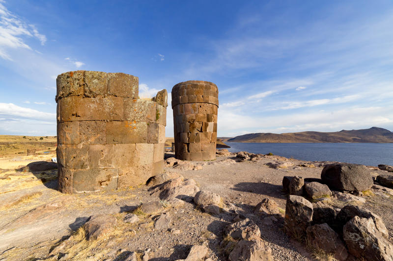 Sillustani, Peru Basilica Cistern, อิสตันบูล, ตุรกี, บิกเบน, ลอนดอน, อังกฤษ, ชลาคาร Adalaj, อินเดีย, ปอร์โตเวเนเร, อิตาลี, อุทยาน Rodrigues Alves, บราซิล, Rani ki Vav, อินเดีย, วัดอรุณ, ไทย, ประตูชัยถนนออกัสตา, โปรตุเกส, ทัชมาฮาล, อินเดีย, ป้อมแดง, อินเดีย, น้ำพุเทรวี, อิตาลี, ติวานากู, โบลิเวีย, สเบตลา, ตูนิเซีย, ป้อมจิตตอร์, อินเดีย, สวนจีน สิงคโปร์, เปตรา จอร์แดน, ซุ้มประตูคอนสแตนติน, อิตาลี, Yaxchilán, เม็กซิโก, โรงอาบน้ำคาราคัลลา, อิตาลี, San Miguel de Allende, เม็กซิโก, วิหารโอลิมเปียนซูส กรุงเอเธนส์ ประเทศกรีซ, ถ้ำฟราซาสซี ประเทศอิตาลี, สุสานซิลลูสตานี ประเทศเปรู, สำนักแห่งเอเธนส์ ประเทศกรีซ, ลาซซาเรตโตแห่งอันโคนา ประเทศอิตาลี, วิหารเอเรคธีออน กรีซ, อนุสรณ์สถานแห่งชาติเดวิลโพสต์ไพล์ แคลิฟอร์เนีย, สุสานหลวง เปตรา จอร์แดน, ตูลุม, เม็กซิโก, แบมบะระ, อังกฤษ, บูดาเปสต์, ฮังการี, ป้อมอาเมร์, อินเดีย, มาชูปิกชู, เปรู, ตอสสาเดอมาร์, สเปน, สวน Gonaitei, ญี่ปุ่น, วิคโลว์, ไอร์แลนด์, ปาเลงเก, เม็กซิโก, Bethesda Terrace, นิวยอร์ก, สหรัฐฯ, โบสถ์ซานปิเอโตร, อิตาลี, สวนชา, มณฑลฉางซิง, จีน, มัสยิด Tin Mal, โมร็อกโก, ป่าสงวนแห่งชาติ Uinta-Wasatch-Cache, ยูทาห์, สหรัฐอเมริกา, ไดโกจิ, เกียวโต, ญี่ปุ่น, แอริโซนา, สหรัฐอเมริกา, อุทยานประวัติศาสตร์แห่งรัฐ Ward Charcoal Ovens ใกล้อีลี, เนวาดา, Vallone dei Mulini, อิตาลี, อุทยานแห่งรัฐสมิธ ร็อค, ออริกอน, สหรัฐอเมริกา, San Juan de Gaztelugatxe, สเปน, ป้อมรายครห์, อินเดีย, หอสังเกตการณ์ทะเลทรายแกรนด์แคนยอน, แอริโซนา, สหรัฐฯ, พระราชวังอิมพีเรียล, ญี่ปุ่น, ซากปราสาทเพนนาร์ด, สหราชอาณาจักร, ปราสาทอิวะคุนิ, ญี่ปุ่น, จังหวัดนางาโนะ, ญี่ปุ่น, วิหารพาร์เธนอน, กรีซ, ปราสาท Classiebawn, ไอร์แลนด์, เชฟชาอูน, โมร็อกโก, สวนชินจูกุ เกียวเอ็น, ญี่ปุ่น, ลักซอร์, อียิปต์, สะพานโบราณจั่วอิง, จีน, ปราสาท Torrechiara, อิตาลี, สวนราชพฤกษ์, ไทย, กำแพงเมืองจีน, ซากปรักหักพังจัตุรัสโรมัน, อิตาลี, ป้อม Lovrijenac, โครเอเชีย, กังหันลมพิทสโตน, บักกิงแฮมเชอร์, คาซามิลา, สเปน, ซากปรักหักพังของชาวมายันในซูนานตูนิช, เบลีซ, กัสเตลโนด์ ลา ชาแปล, ฝรั่งเศส, ปราสาทเบร์ลังกา เด ดูเอโร, สเปน, วิหารลักซอร์, อียิปต์, ประตูราชสีห์, ตุรกี, Trethevy Quoit, คอร์นวอลล์, Tinghir, โมร็อกโก, ปราสาทวอลซิน, เบลเยียม, ปาลาซโซ เวคคิโอ, อิตาลี, วิหารแห่งโพไซดอน, กรีซ, ไรน์แลนด์-พาลาทิเนต, เยอรมนี, แคนยอนเดอเชลลี, แอริโซนา, สหรัฐอเมริกา, นิวยอร์ก ซิตี้, จังหวัดคาโย, เบลีซ, ทิกัล, เอลเปเตง, กัวเตมาลา