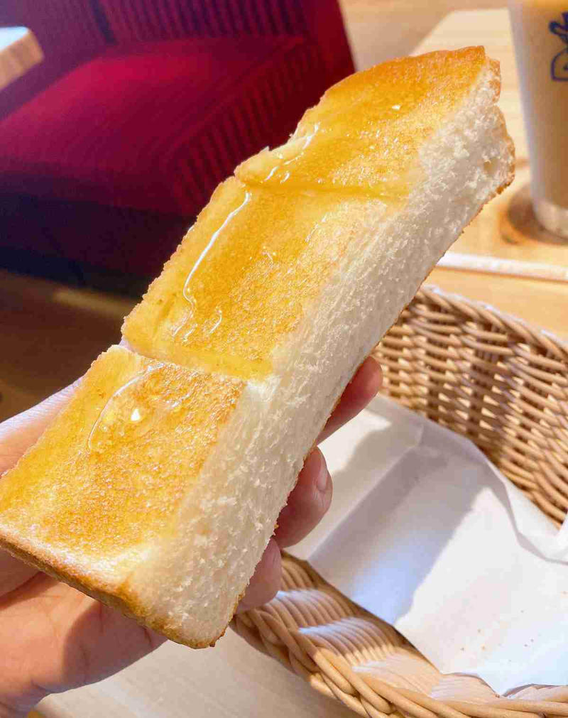 コメダ珈琲店「モーニング」は何時まで？ 無料メニューの詳細は？, コメダ珈琲店「モーニング」の裏ワザメニュー、ハニートーストが絶品！, コメダ珈琲店「モーニング」は他のアレンジメニューもおすすめ！, コメダ珈琲店の「モーニング」は土日でも食べられる？, コメダ珈琲店の「モーニング」は提供上限があるってホント？