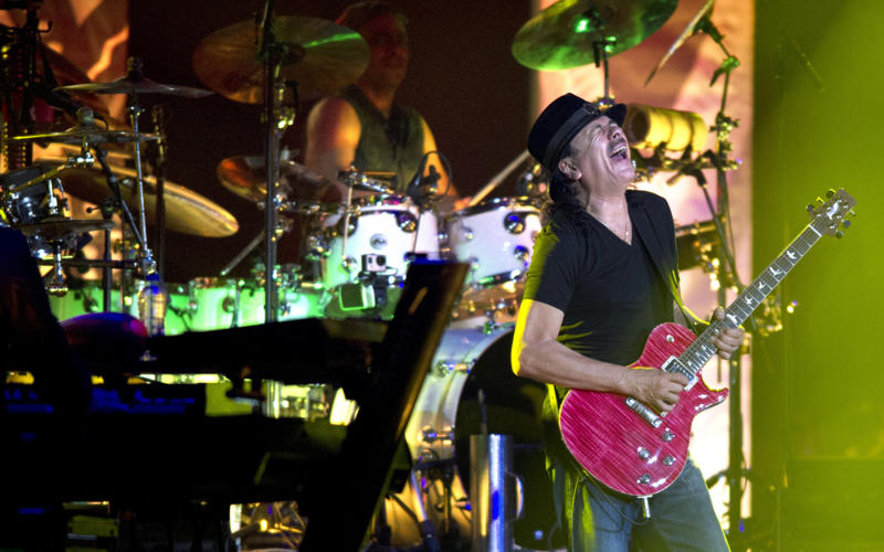 Santana Crosby, Stills, Nash & Young, The Eagles, The Doors, Aerosmith, Van Halen, Metallica, Guns N' Roses, Fleetwood Mac, Bob Seger & the Silver Bullet Band, Steve Miller Band, Bruce Springsteen and the E Street Band, Foo Fighters, The Doobie Brothers