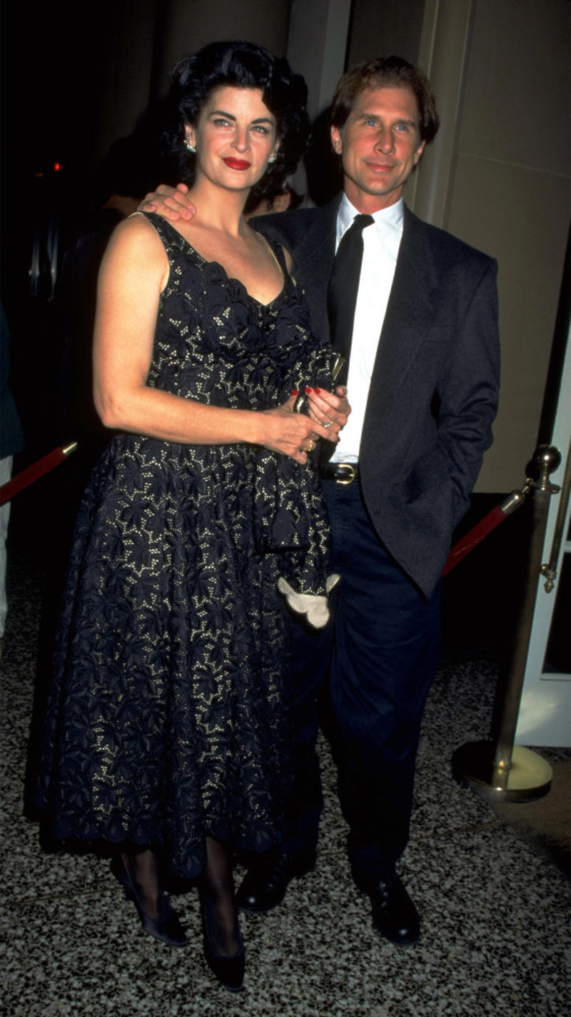 Lisa Rinna and Patrick Muldoon, 'Days of Our Lives', Blake Lively and Penn Badgley, 'Gossip Girl', Matthew Broderick and Jennifer Grey, 'Ferris Bueller’s Day Off', Will Arnett and Amy Poehler, 'Blades of Glory', Maureen McCormick and Barry Williams, 'The Brady Bunch', Emily VanCamp and Chris Pratt, 'Everwood', Robert Pattinson and Nikki Reed, 'Twilight', David Cassidy and Susan Dey, 'The Partridge Family', Michael C. Hall and Jennifer Carpenter, 'Dexter', Ian Somerhalder and Maggie Grace, 'Lost', Lauren Graham and Peter Krause, 'Parenthood', Katherine Heigl and Jason Behr, 'Roswell', Kirstie Alley and Parker Stevenson, 'North and South: Book II', Mark Hamill and Carrie Fisher, 'Star Wars', Jamie-Lynn Sigler and Robert Iler, 'The Sopranos'