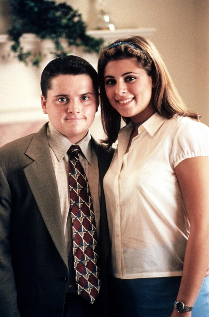 Lisa Rinna and Patrick Muldoon, 'Days of Our Lives', Blake Lively and Penn Badgley, 'Gossip Girl', Matthew Broderick and Jennifer Grey, 'Ferris Bueller’s Day Off', Will Arnett and Amy Poehler, 'Blades of Glory', Maureen McCormick and Barry Williams, 'The Brady Bunch', Emily VanCamp and Chris Pratt, 'Everwood', Robert Pattinson and Nikki Reed, 'Twilight', David Cassidy and Susan Dey, 'The Partridge Family', Michael C. Hall and Jennifer Carpenter, 'Dexter', Ian Somerhalder and Maggie Grace, 'Lost', Lauren Graham and Peter Krause, 'Parenthood', Katherine Heigl and Jason Behr, 'Roswell', Kirstie Alley and Parker Stevenson, 'North and South: Book II', Mark Hamill and Carrie Fisher, 'Star Wars', Jamie-Lynn Sigler and Robert Iler, 'The Sopranos'
