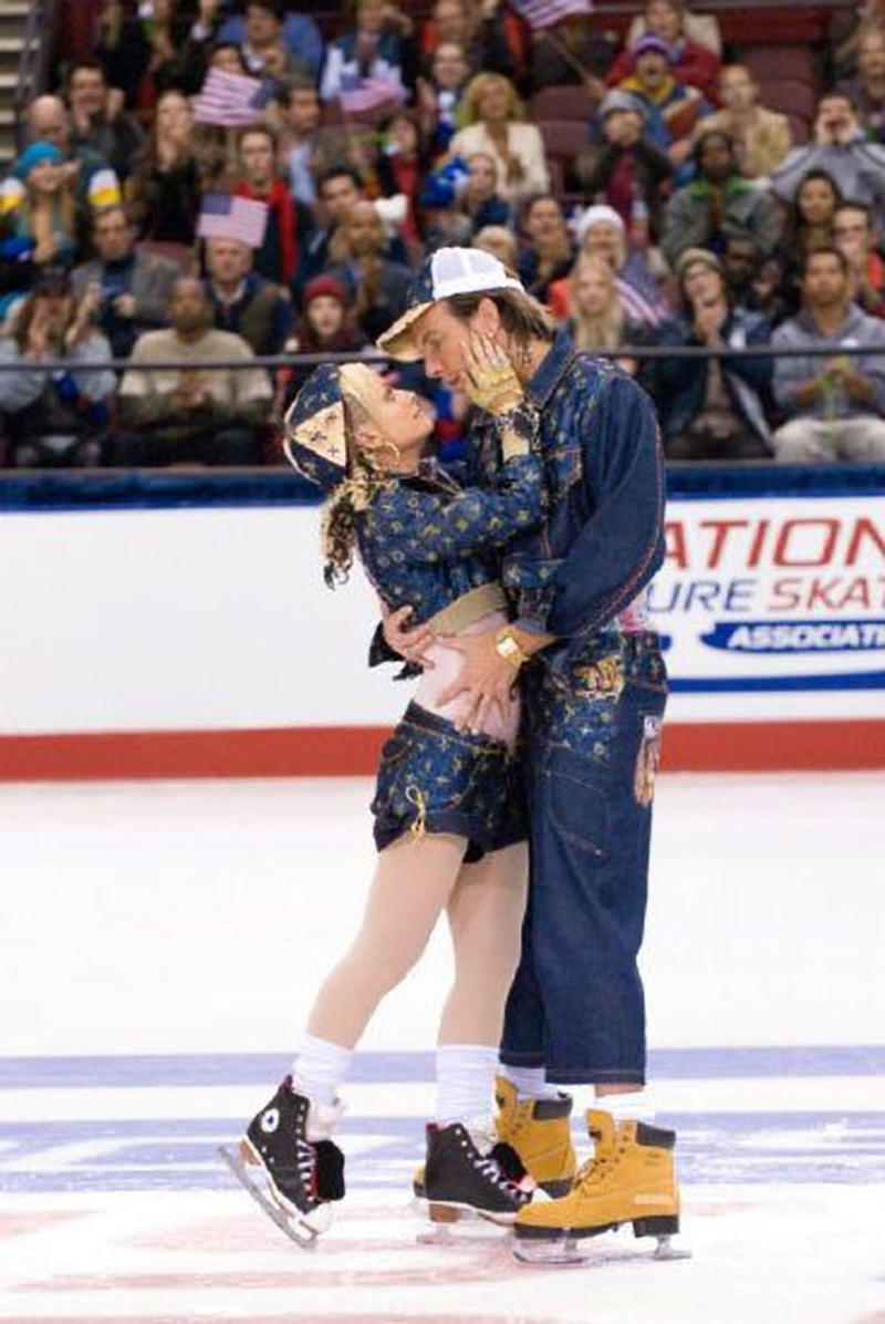 Lisa Rinna and Patrick Muldoon, 'Days of Our Lives', Blake Lively and Penn Badgley, 'Gossip Girl', Matthew Broderick and Jennifer Grey, 'Ferris Bueller’s Day Off', Will Arnett and Amy Poehler, 'Blades of Glory', Maureen McCormick and Barry Williams, 'The Brady Bunch', Emily VanCamp and Chris Pratt, 'Everwood', Robert Pattinson and Nikki Reed, 'Twilight', David Cassidy and Susan Dey, 'The Partridge Family', Michael C. Hall and Jennifer Carpenter, 'Dexter', Ian Somerhalder and Maggie Grace, 'Lost', Lauren Graham and Peter Krause, 'Parenthood', Katherine Heigl and Jason Behr, 'Roswell', Kirstie Alley and Parker Stevenson, 'North and South: Book II', Mark Hamill and Carrie Fisher, 'Star Wars', Jamie-Lynn Sigler and Robert Iler, 'The Sopranos'