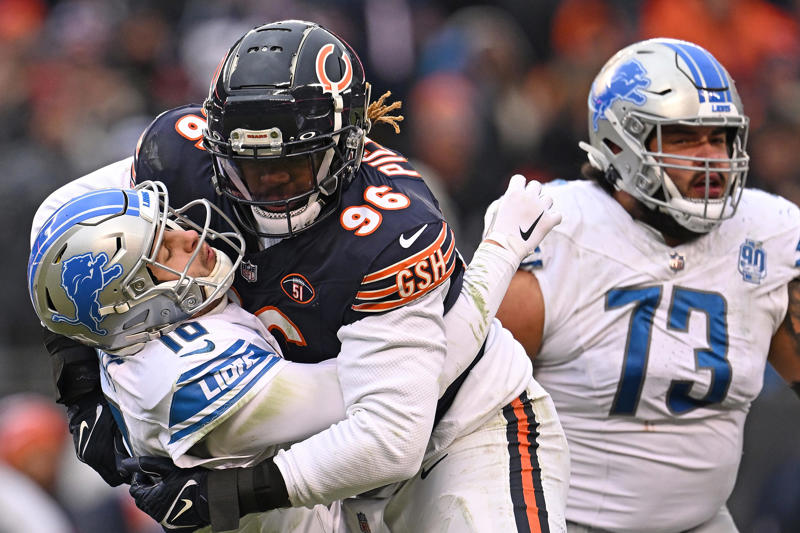 1. WR Tyler Scott, 2. OL Ryan Bates, 3. OL Doug Kramer, 4. DT Zacch Pickens, 5. DE Dominique Robinson